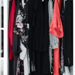 Consigli pratici per organizzare al meglio il guardaroba stagionale